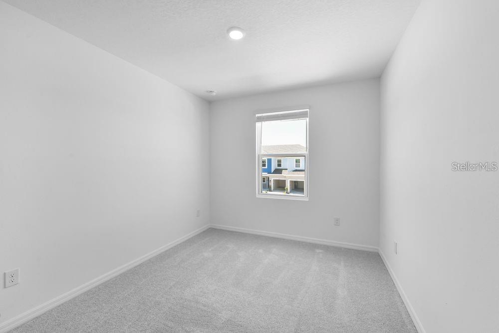 3432 - VINTERRA TOWNHOMES - Residential Lease