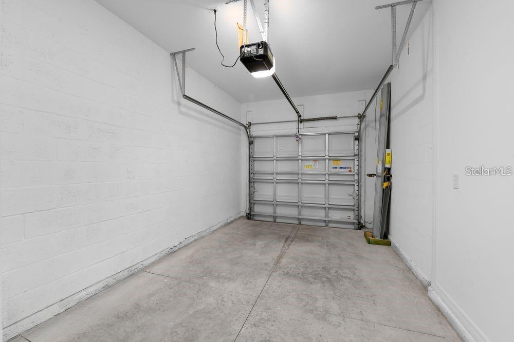 3432 - VINTERRA TOWNHOMES - Residential Lease
