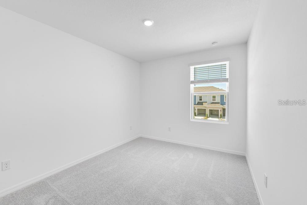 3432 - VINTERRA TOWNHOMES - Residential Lease