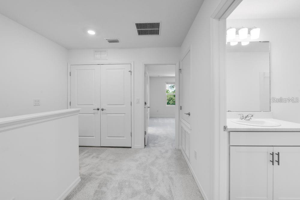 3432 - VINTERRA TOWNHOMES - Residential Lease