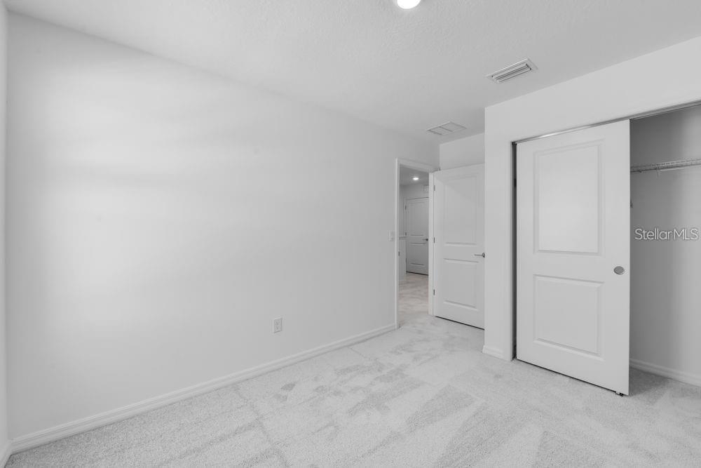 3432 - VINTERRA TOWNHOMES - Residential Lease