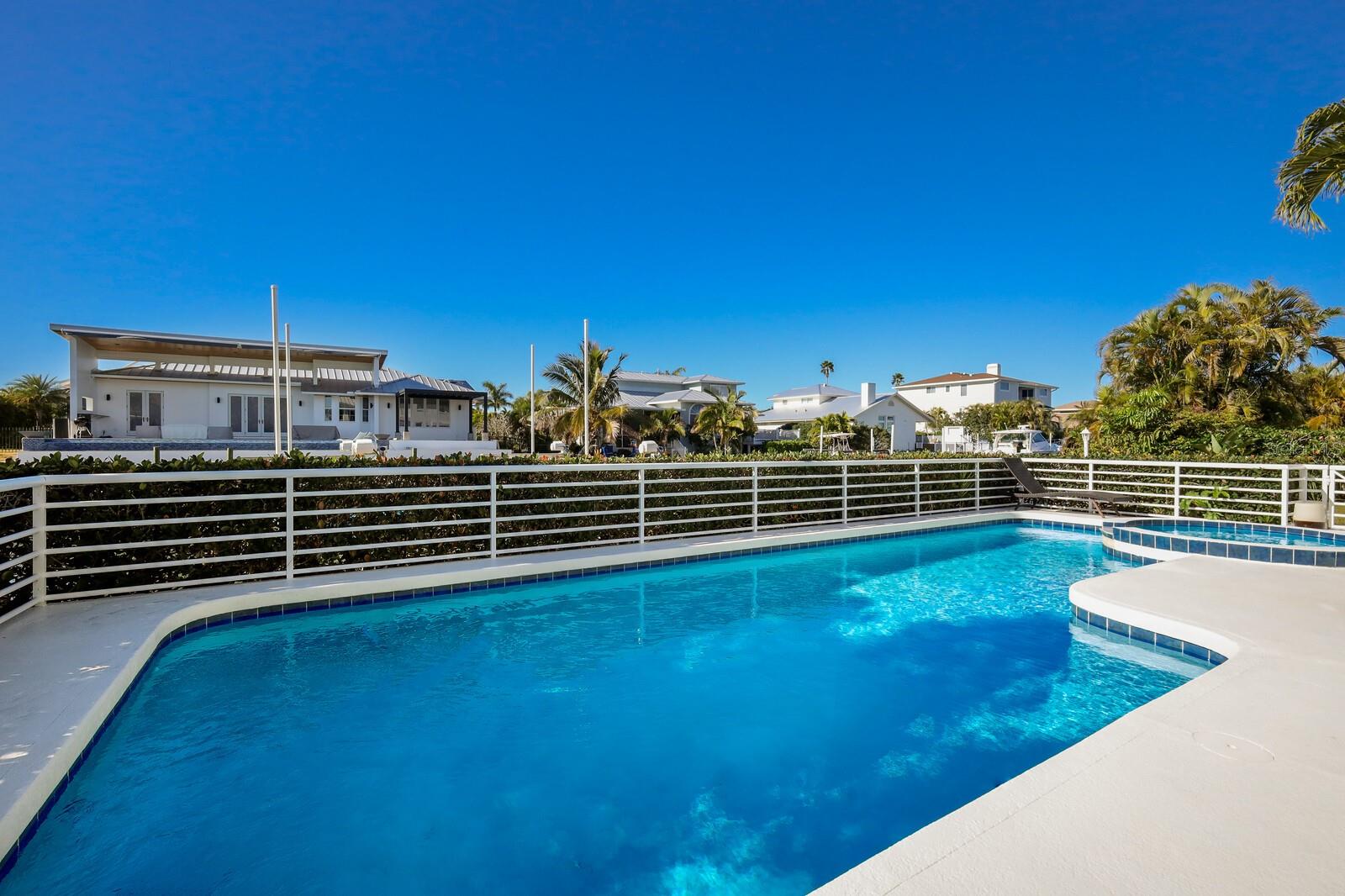 KEY ROYALE 21ST ADD - Residential