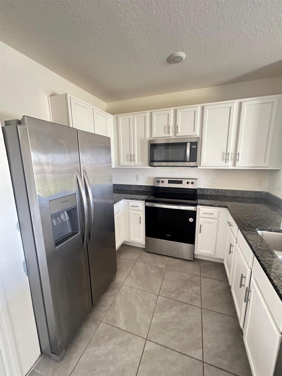 BRENTWOOD TWNHMS PH I - Residential