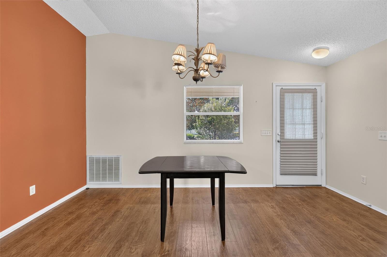 VILLAGES OF SUMTER ARLINGTON VILLAS - Residential