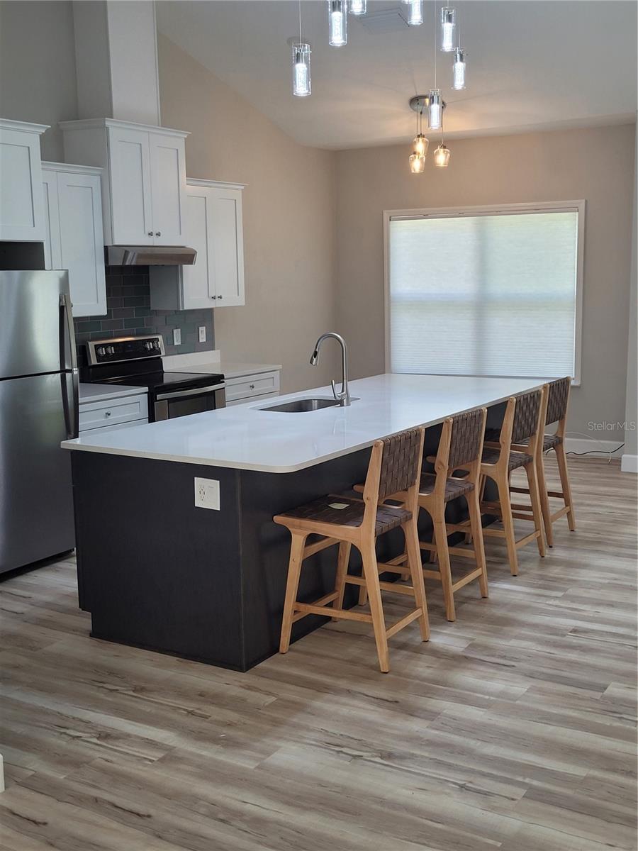LAKESHORE GARDENS - Residential