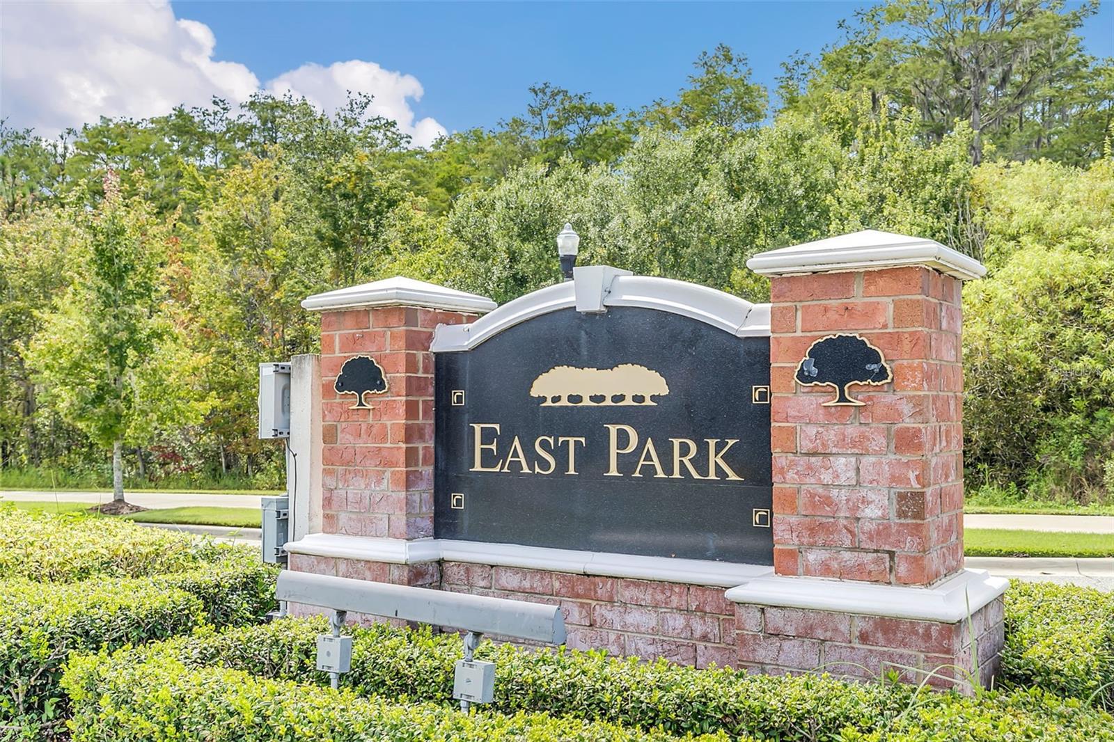 OVERLOOK/EAST PARK - Residential
