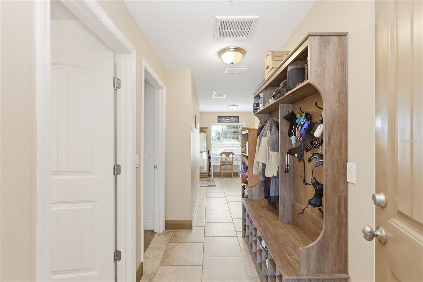 OVERLOOK/EAST PARK - Residential