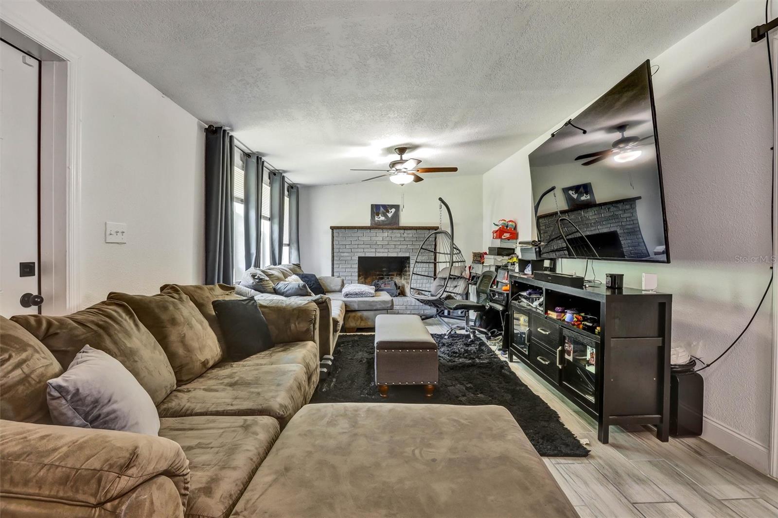 LONGDALE - Residential