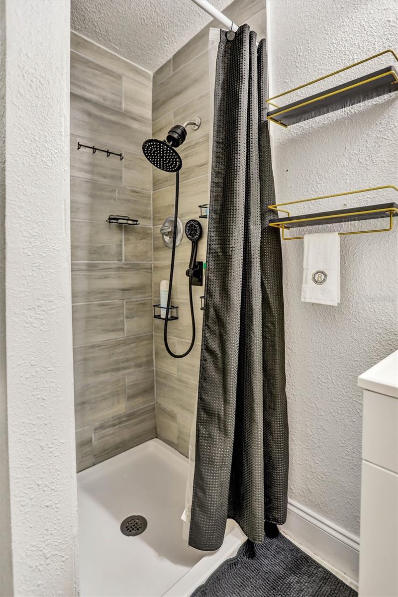 LONGDALE - Residential