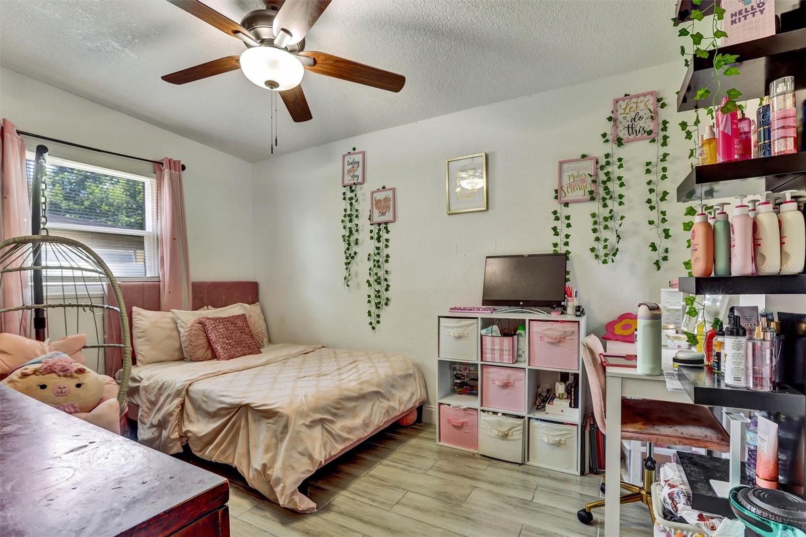 LONGDALE - Residential