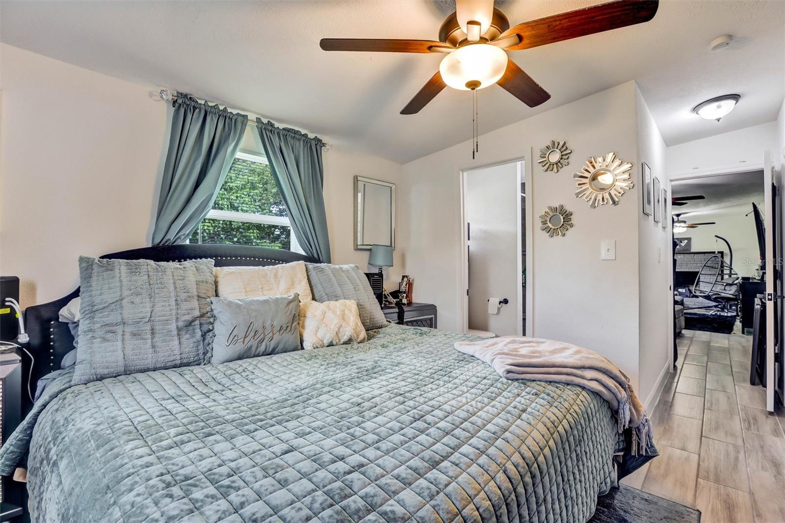 LONGDALE - Residential