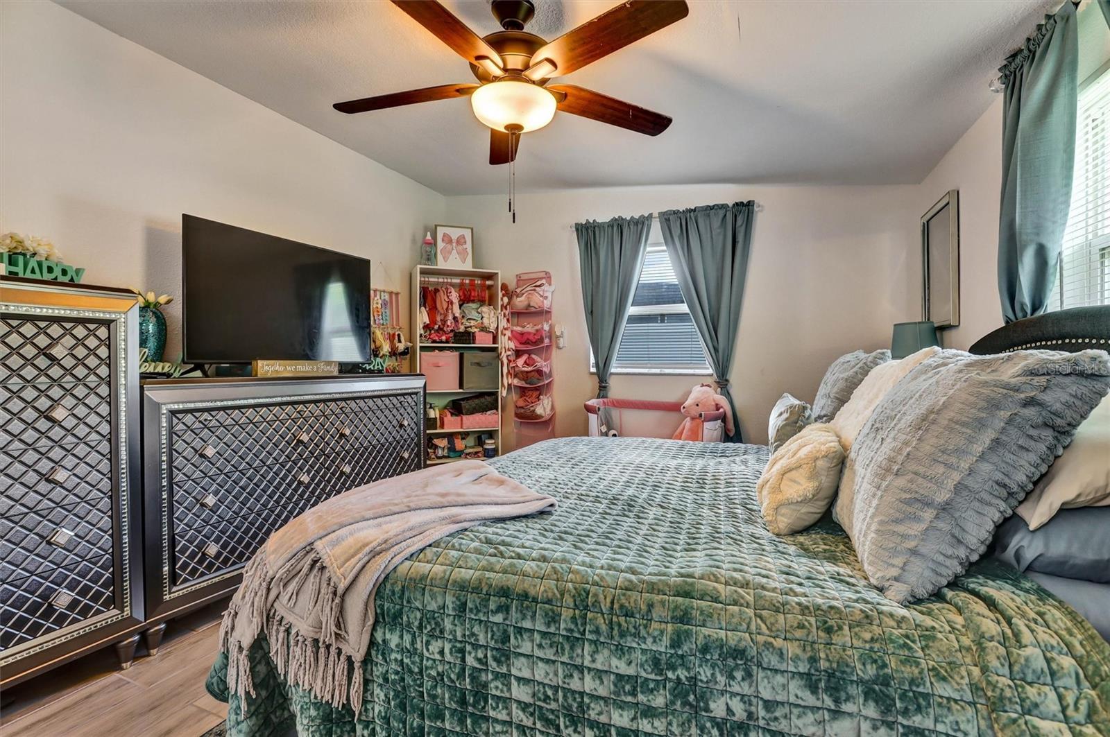 LONGDALE - Residential