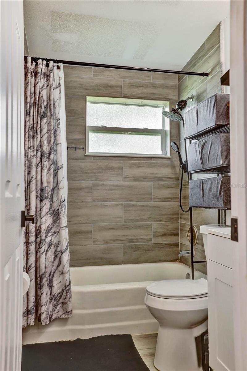 LONGDALE - Residential