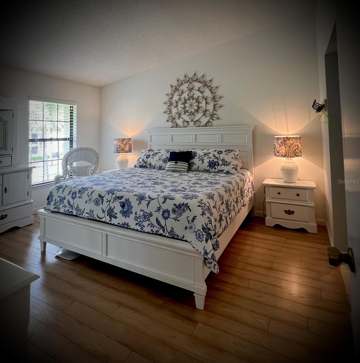 WEYBRIDGE - Residential Lease
