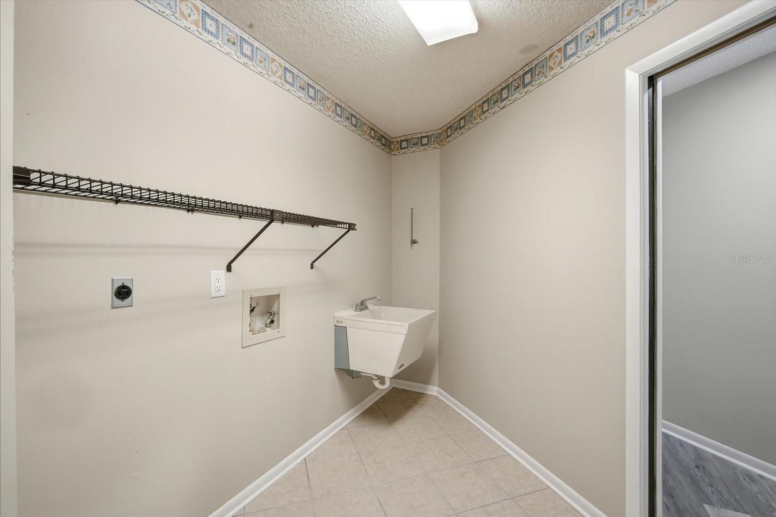 WALDEN LAKE SUB UN 1 - Residential