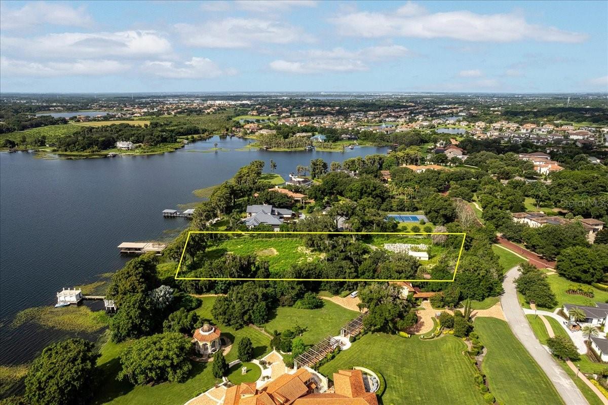 CHAINE DU LAC - Land