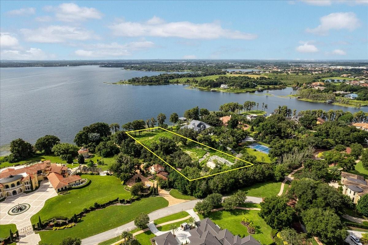 CHAINE DU LAC - Land