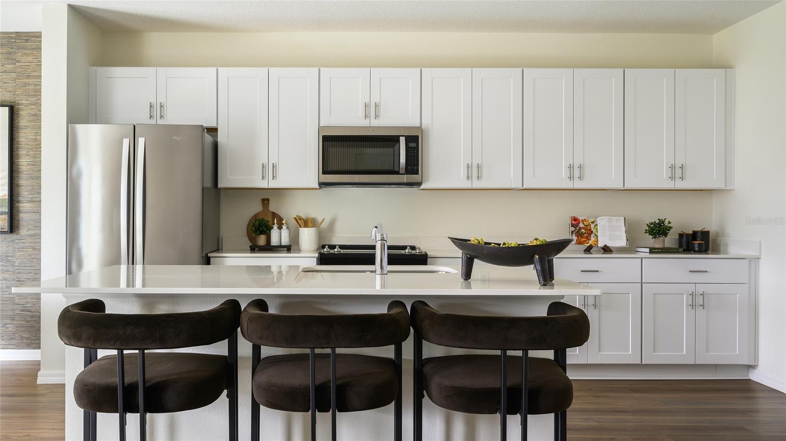 PASADENA WOODS - Residential