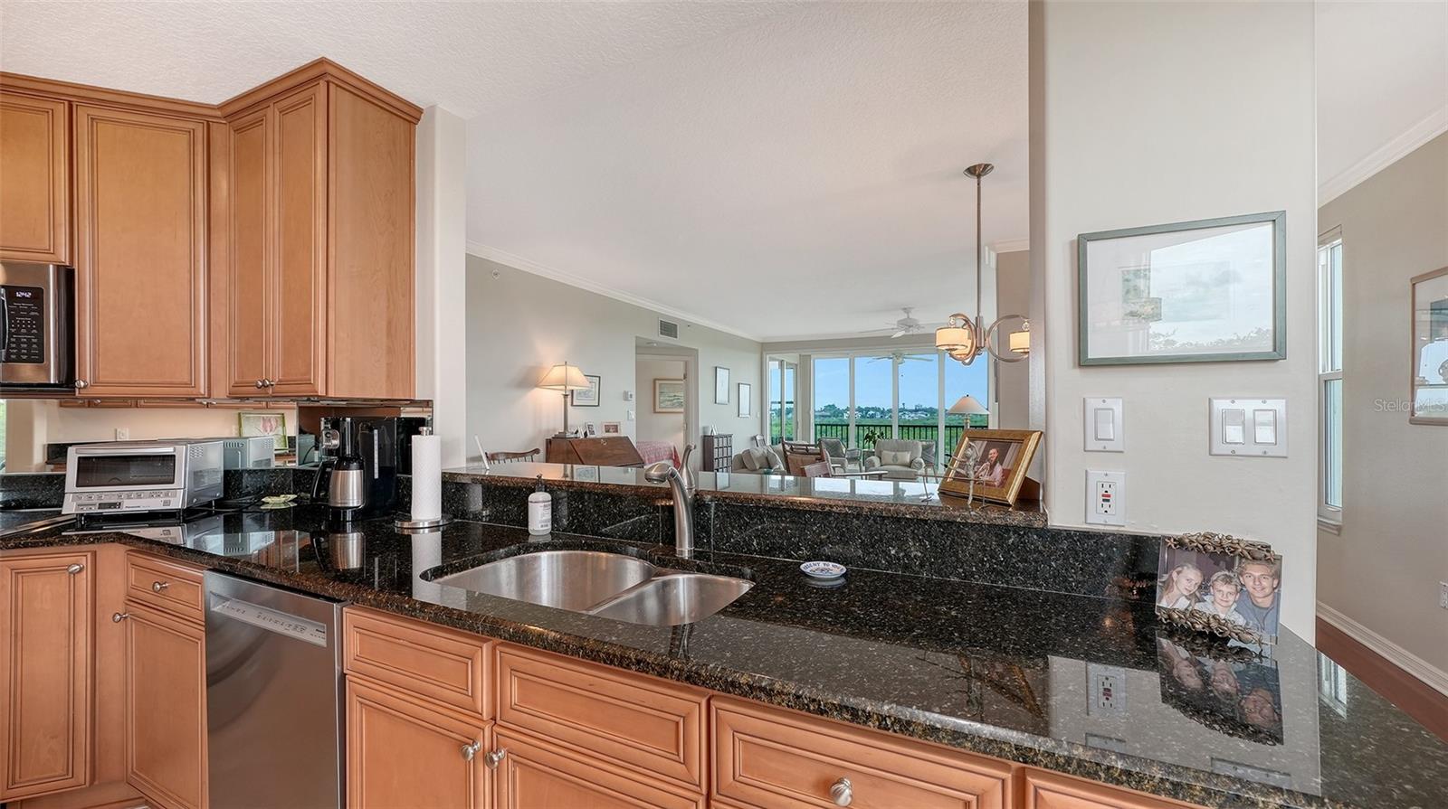 EAGLES POINT AT THE LANDINGS - Residential