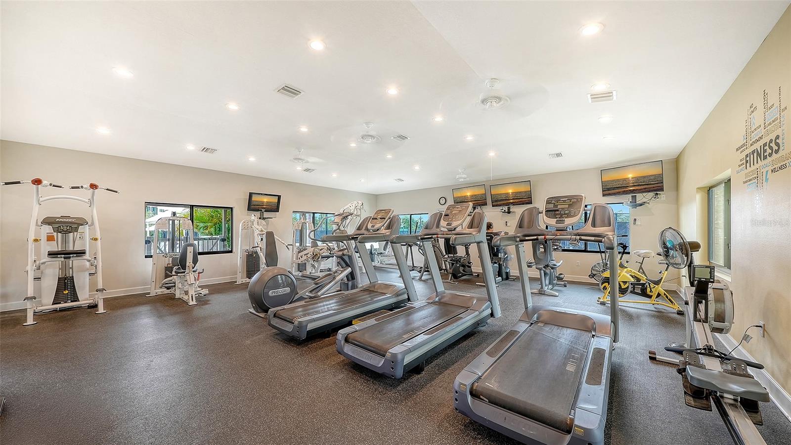 EAGLES POINT AT THE LANDINGS - Residential