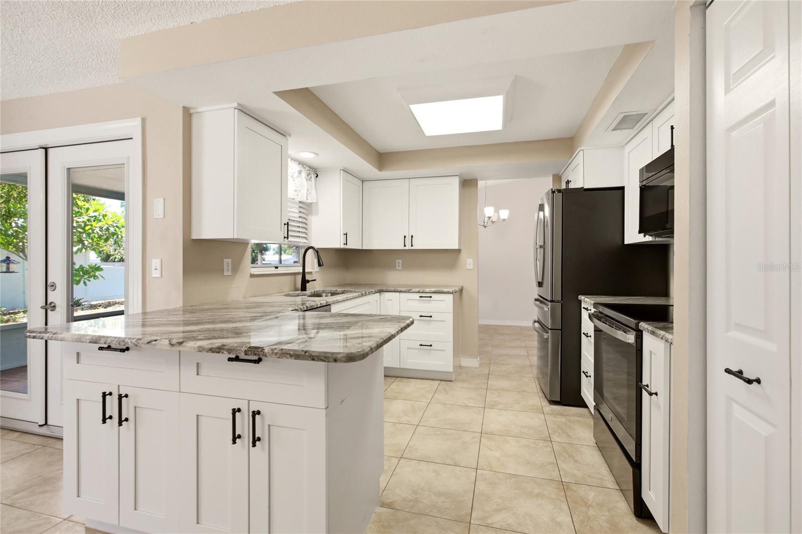 CORDOVA LAKES - Residential
