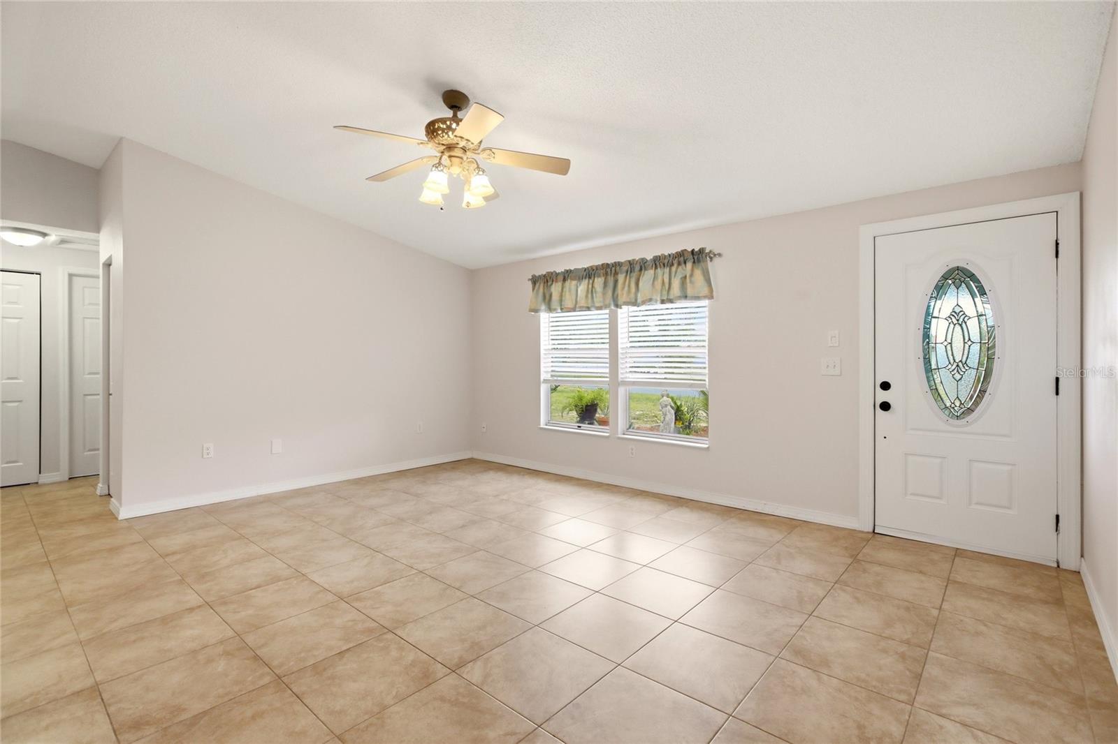 CORDOVA LAKES - Residential