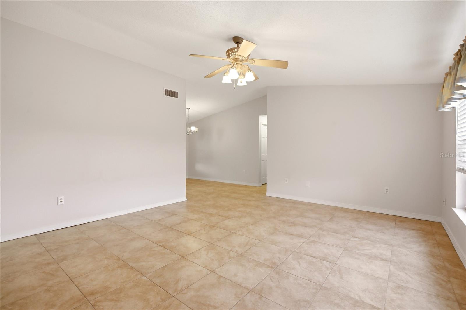 CORDOVA LAKES - Residential