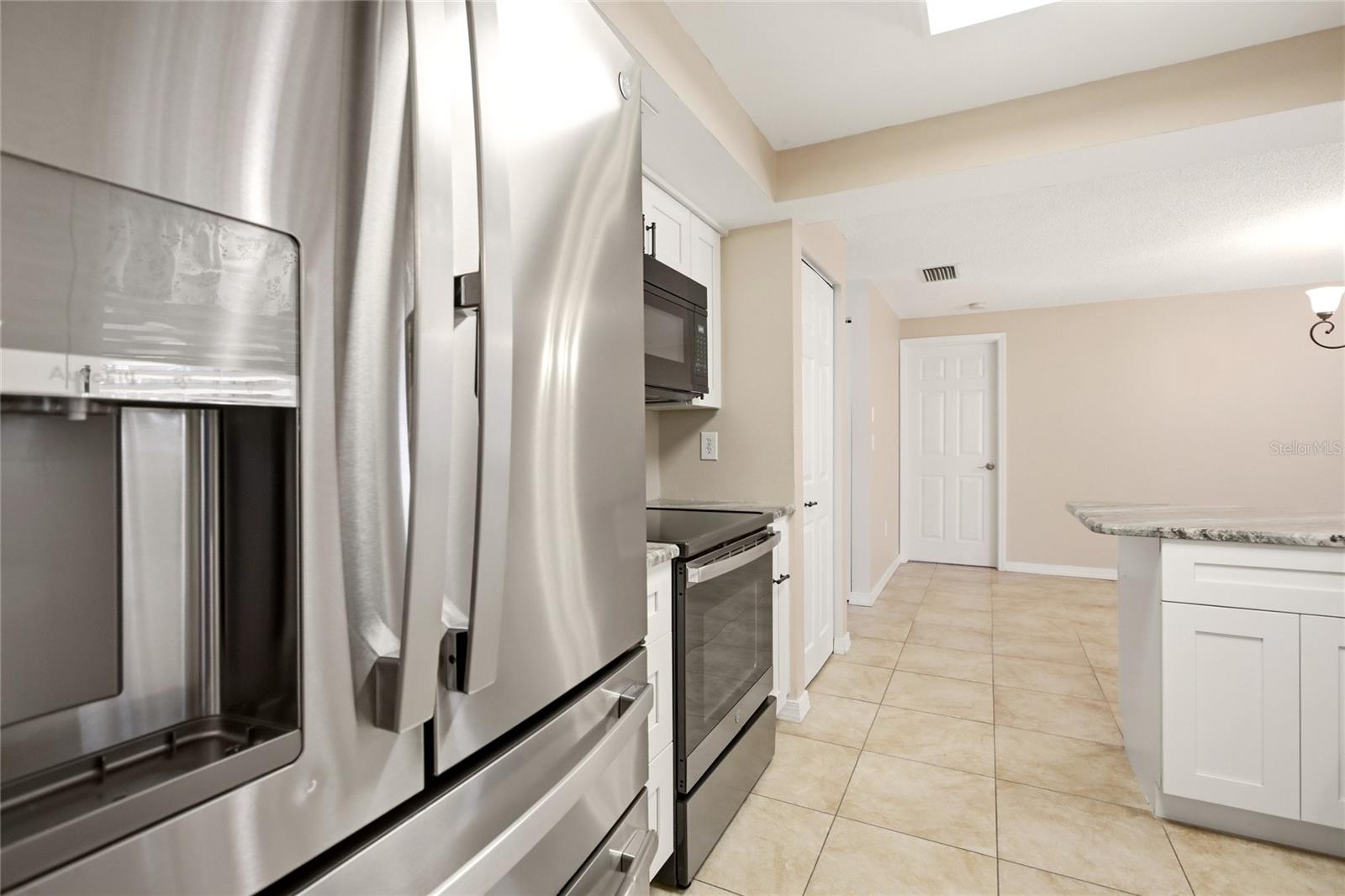 CORDOVA LAKES - Residential