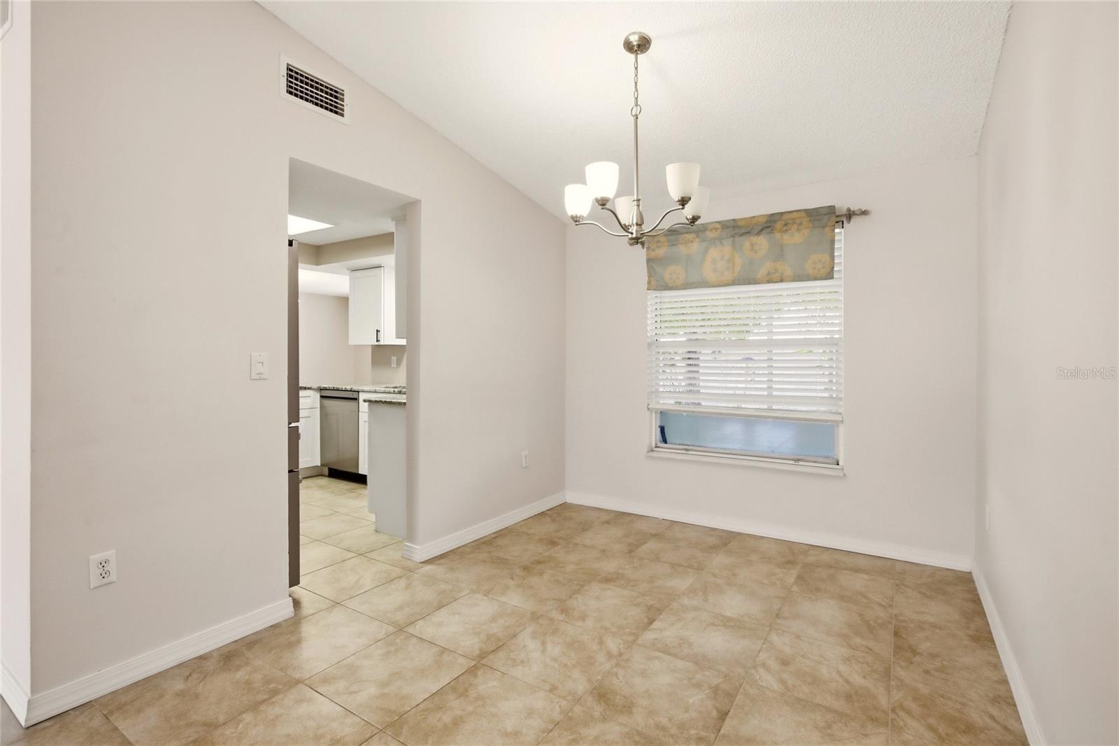 CORDOVA LAKES - Residential
