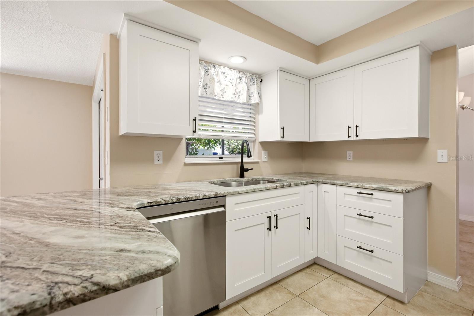 CORDOVA LAKES - Residential