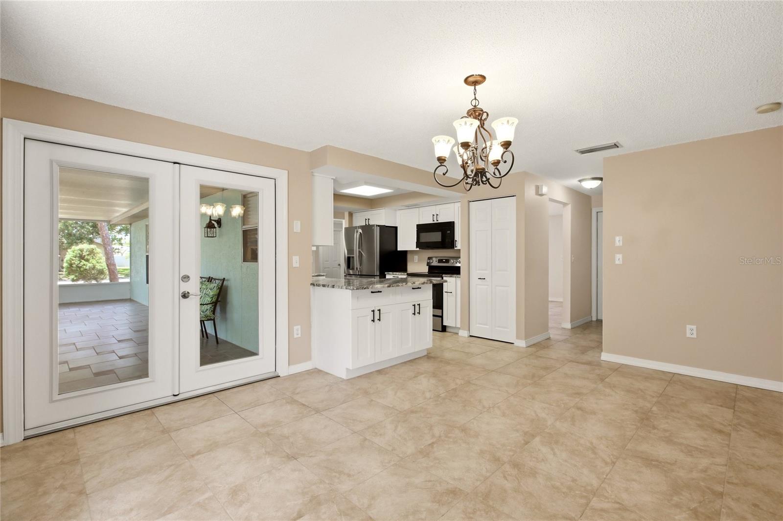 CORDOVA LAKES - Residential