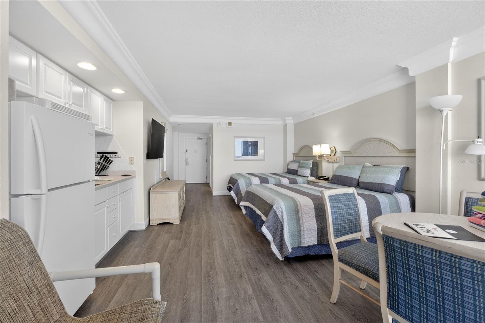 DAYTONA BEACH RESORT & CONF CENTER - Residential