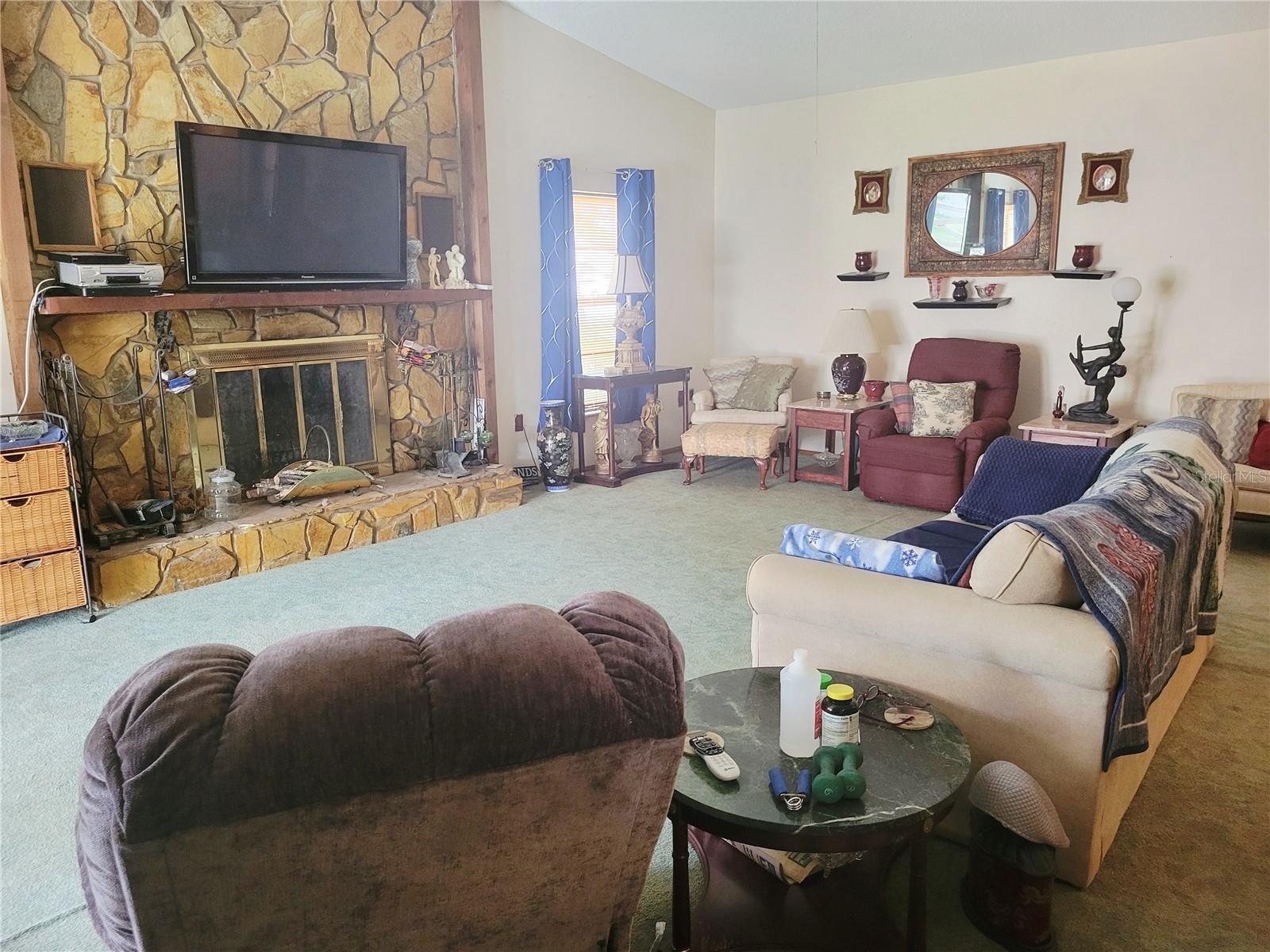 SPRING HILL UNIT 21 - Residential
