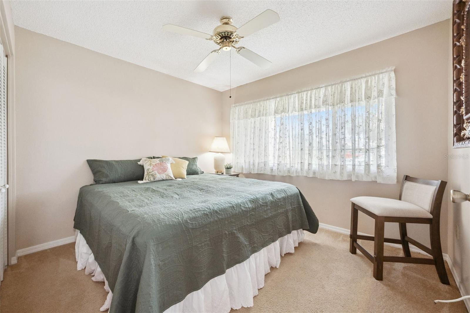 LAKE POINT LANDING - Residential