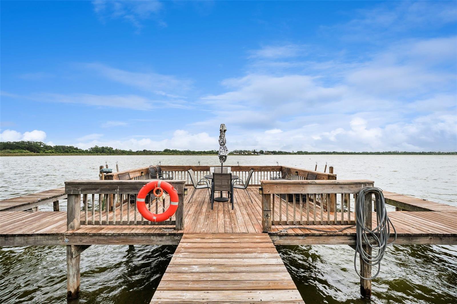 LAKE POINT LANDING - Residential