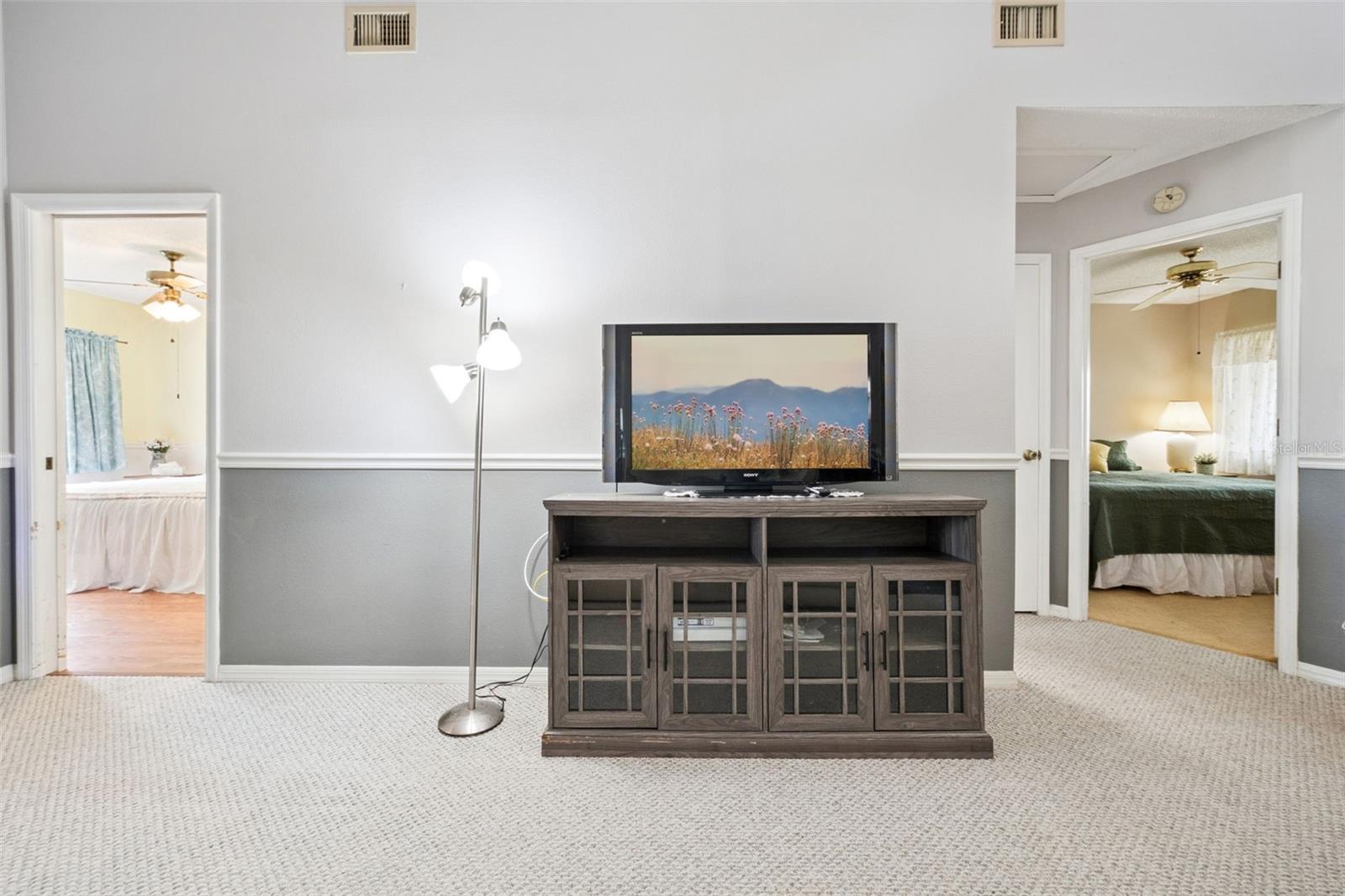 LAKE POINT LANDING - Residential