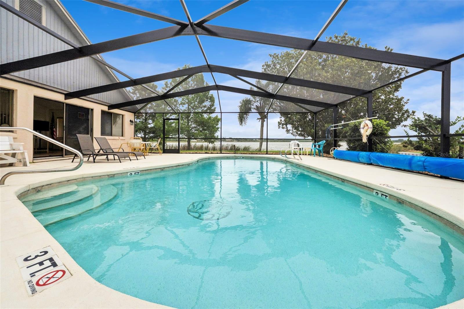LAKE POINT LANDING - Residential