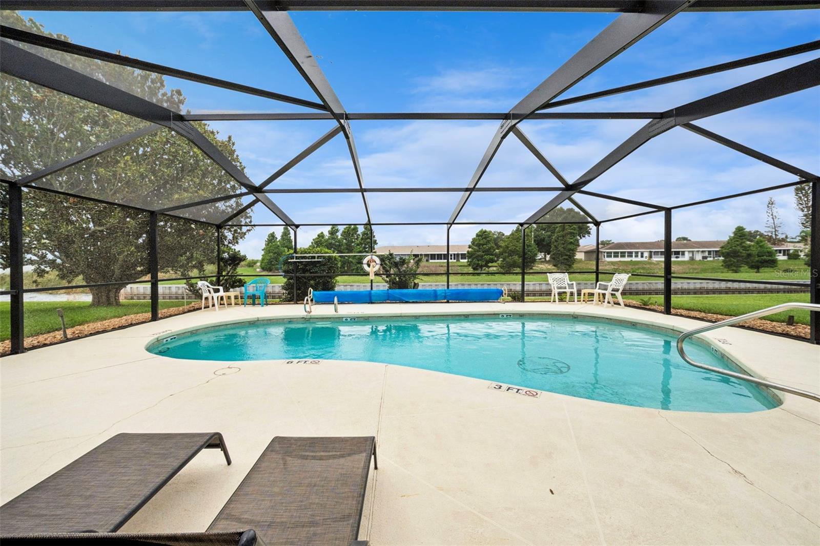 LAKE POINT LANDING - Residential
