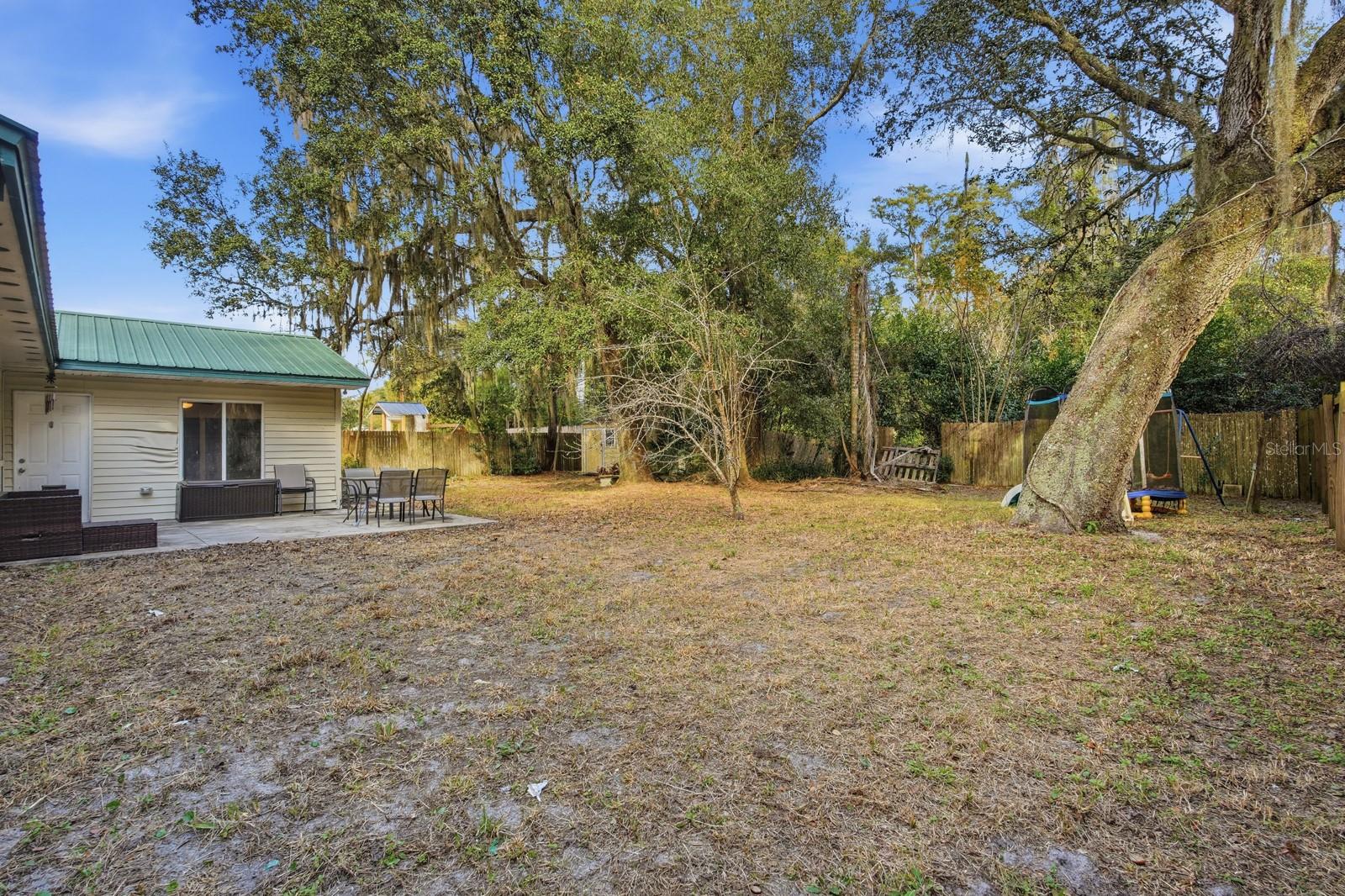 COUNTRY CLUB HEIGHTS - Residential