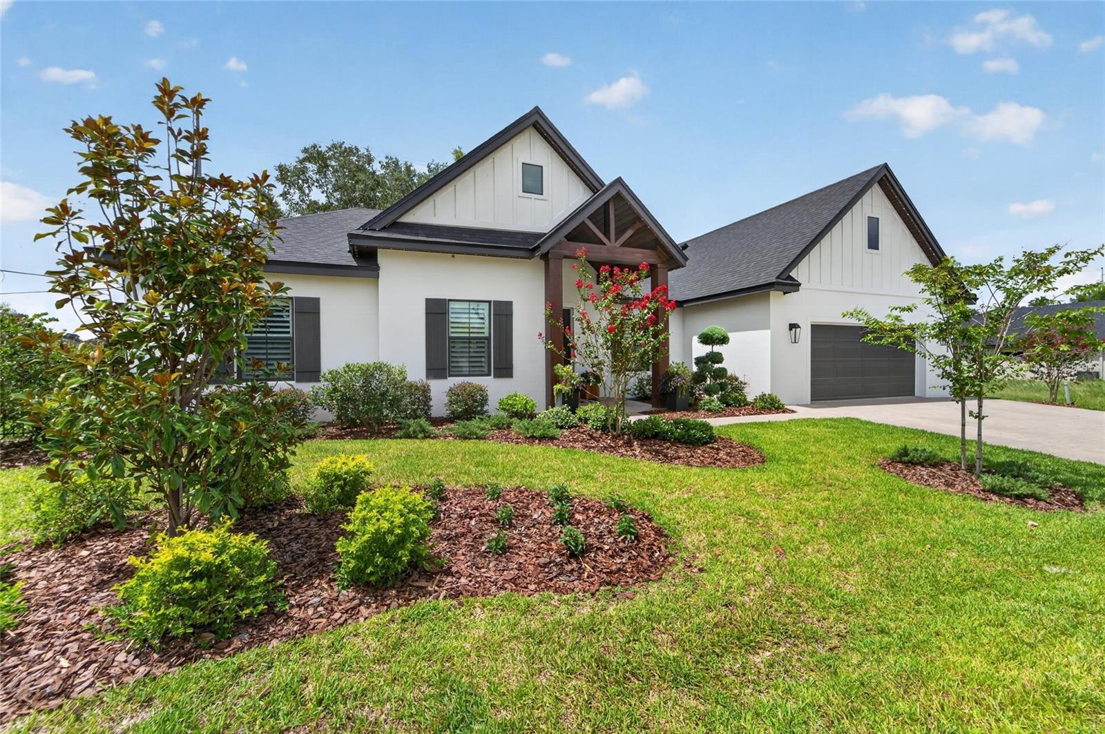 CLUBHOUSE HILLS ESTATES - Residential