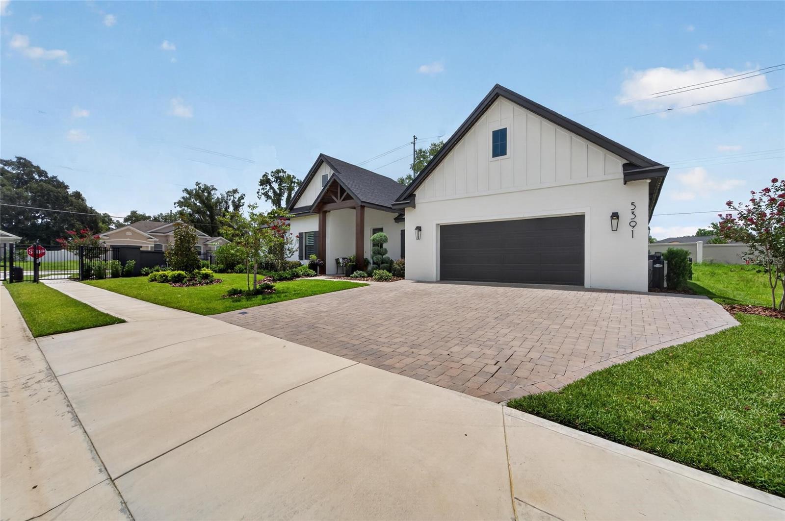 CLUBHOUSE HILLS ESTATES - Residential