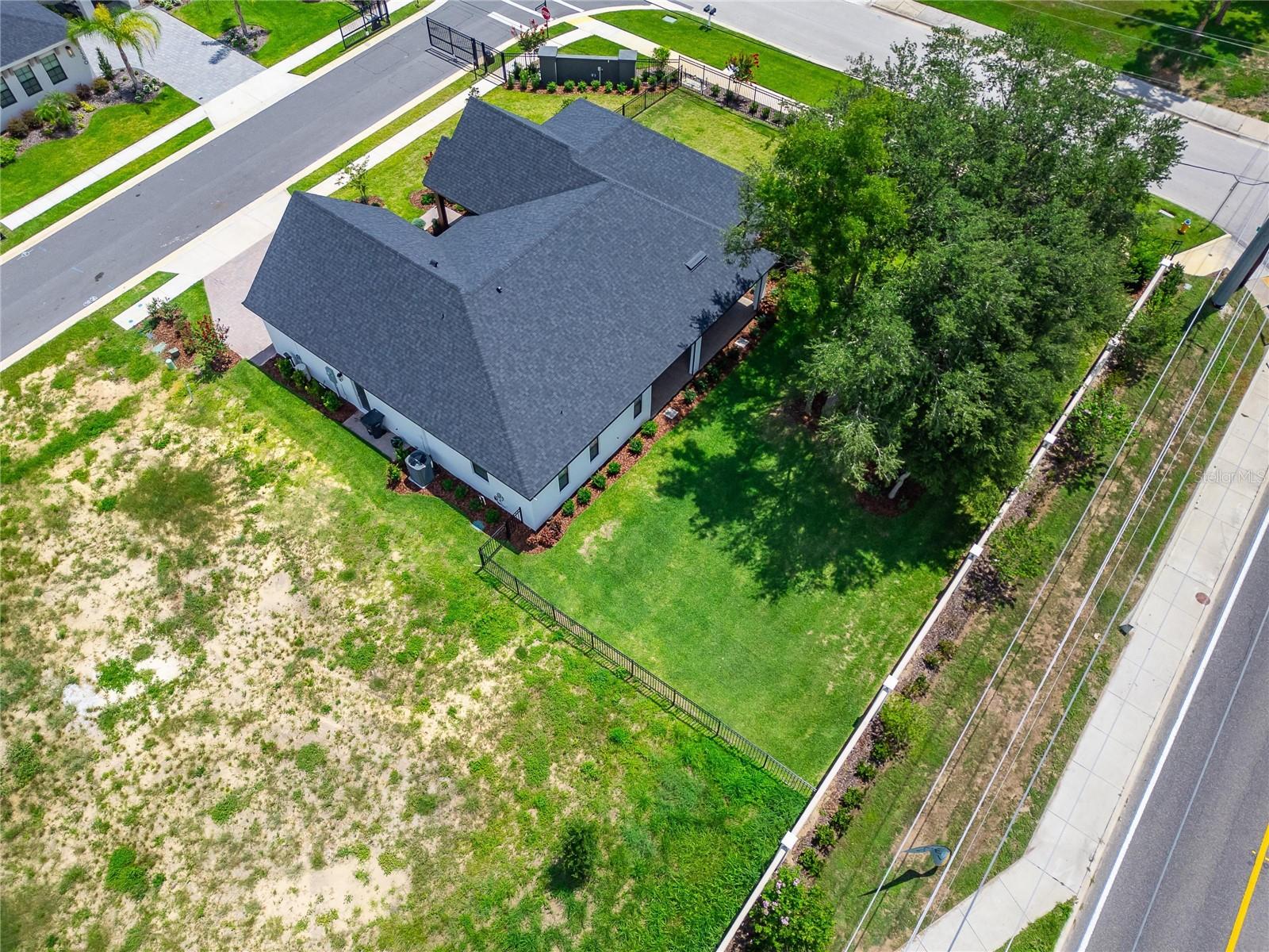 CLUBHOUSE HILLS ESTATES - Residential