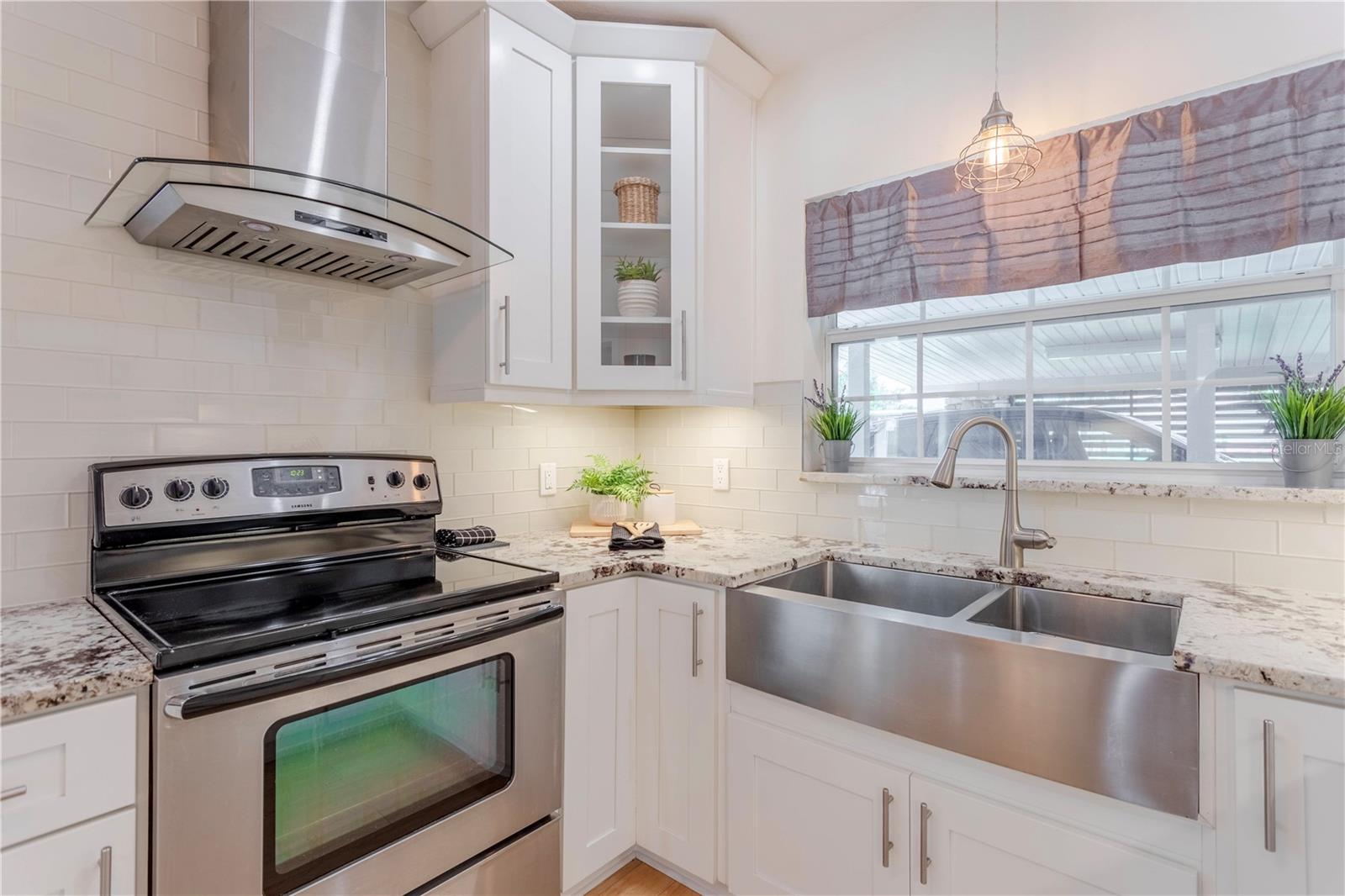 DOVER SHORES - Residential