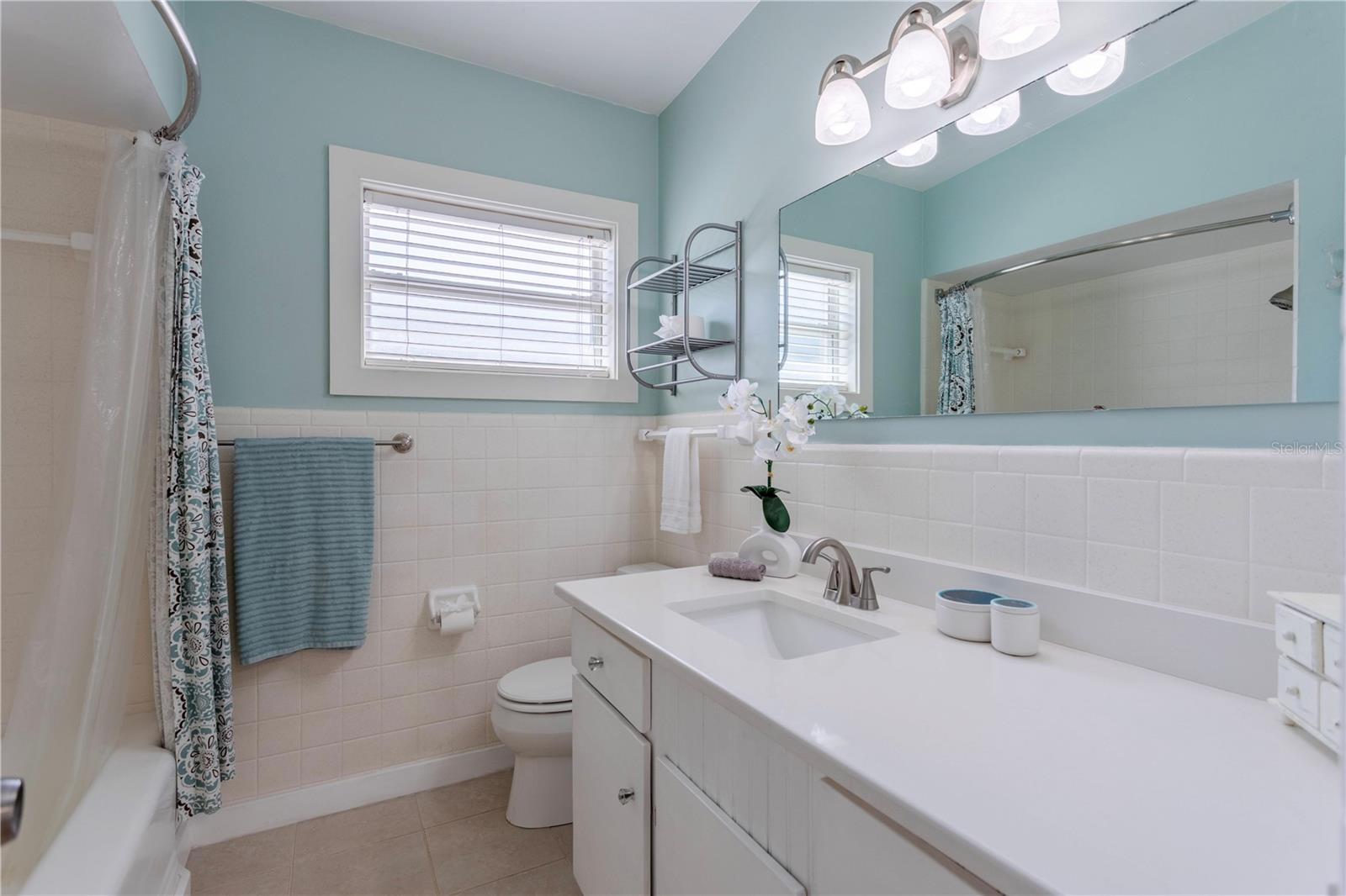 DOVER SHORES - Residential
