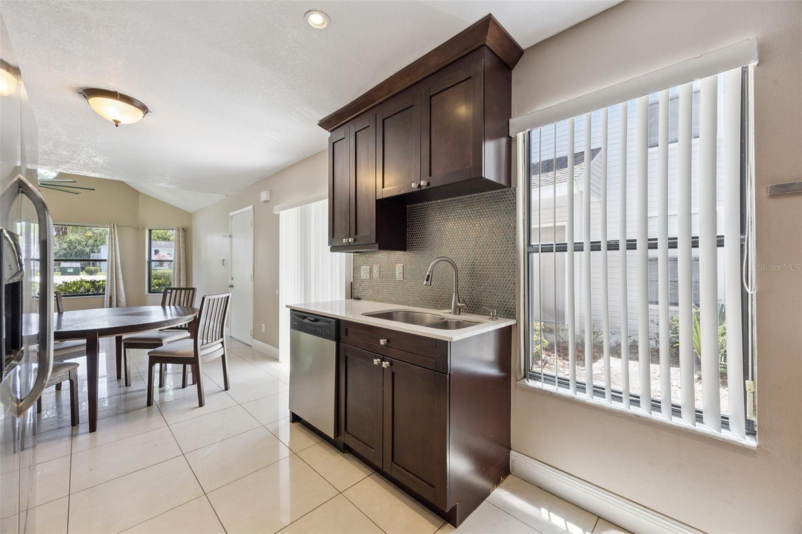 VILLAS AT SHADOW BAY THE - Residential Lease