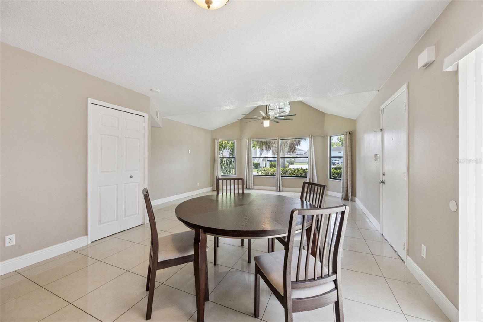 VILLAS AT SHADOW BAY THE - Residential Lease