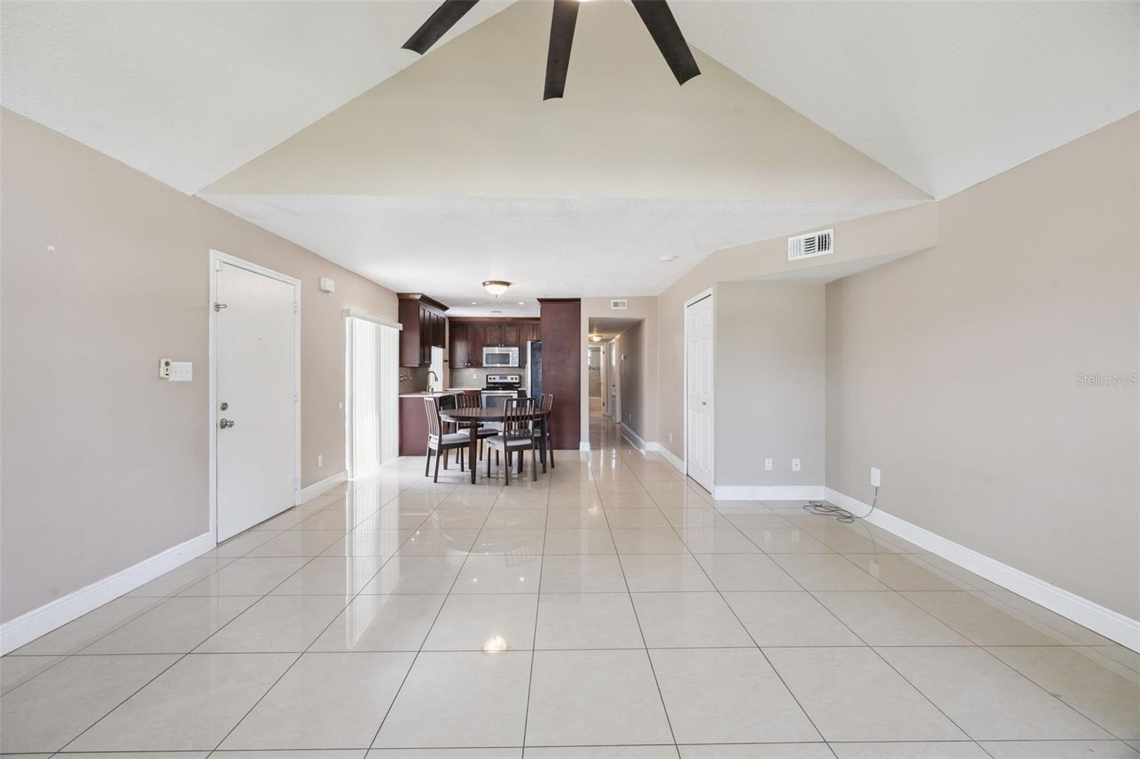 VILLAS AT SHADOW BAY THE - Residential Lease