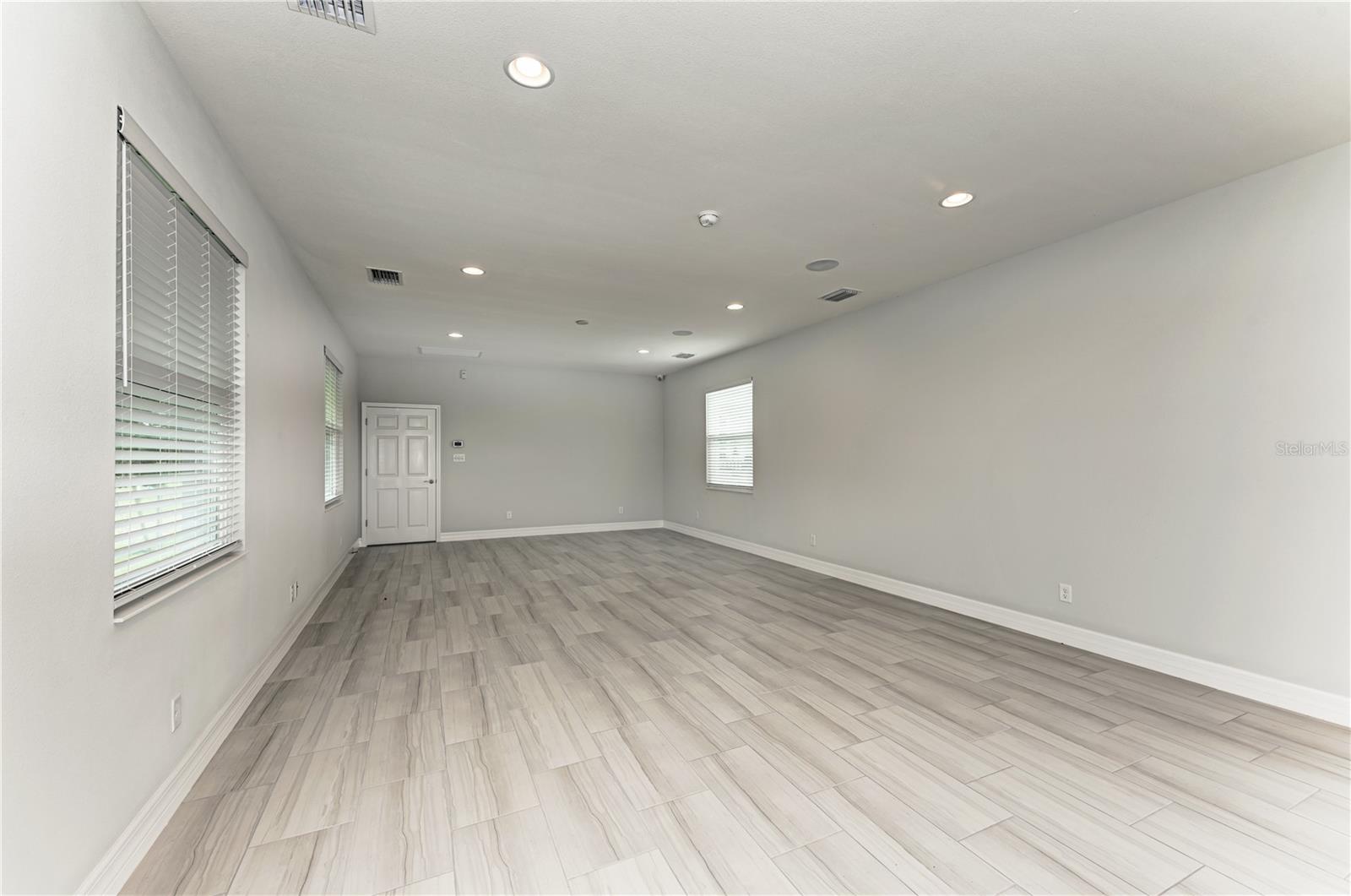 WATERCOLOR PLACE I - Residential