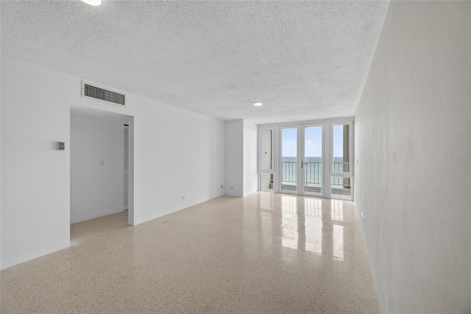 CONDOMINIO LAS GAVIOTAS - Residential