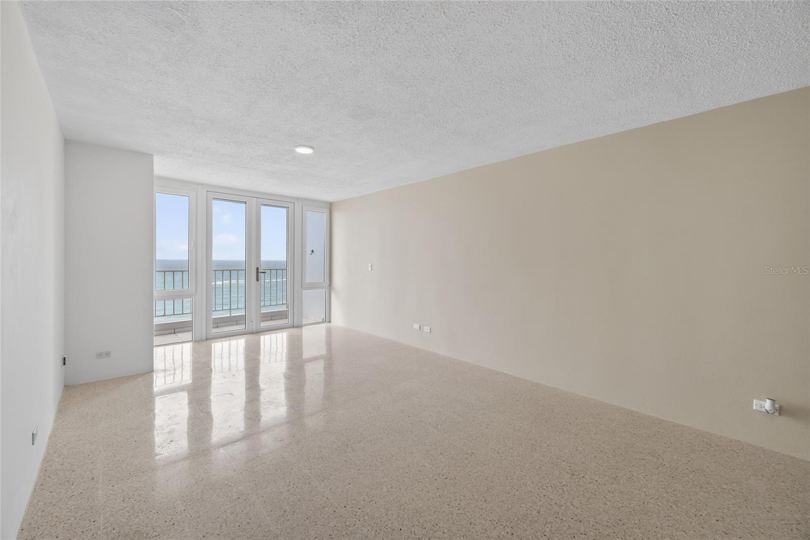CONDOMINIO LAS GAVIOTAS - Residential